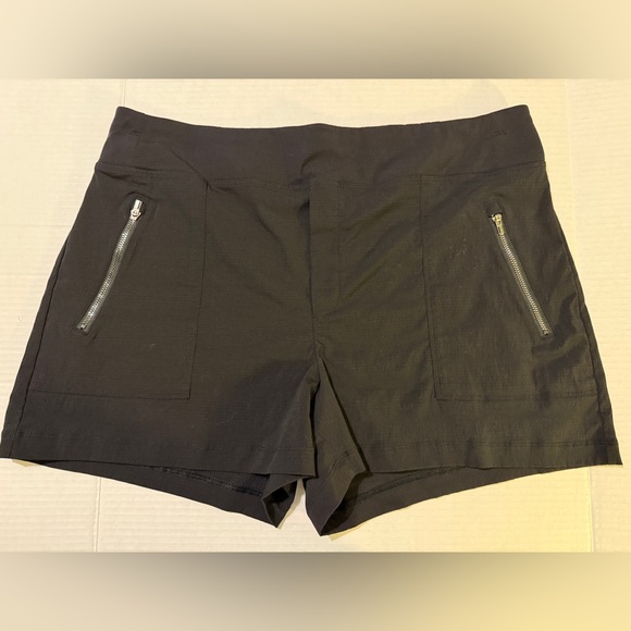 Athleta Women Black Hiking Short UPF50+ Stretchy Active Pockets Pull On -16 - Picture 1 of 9